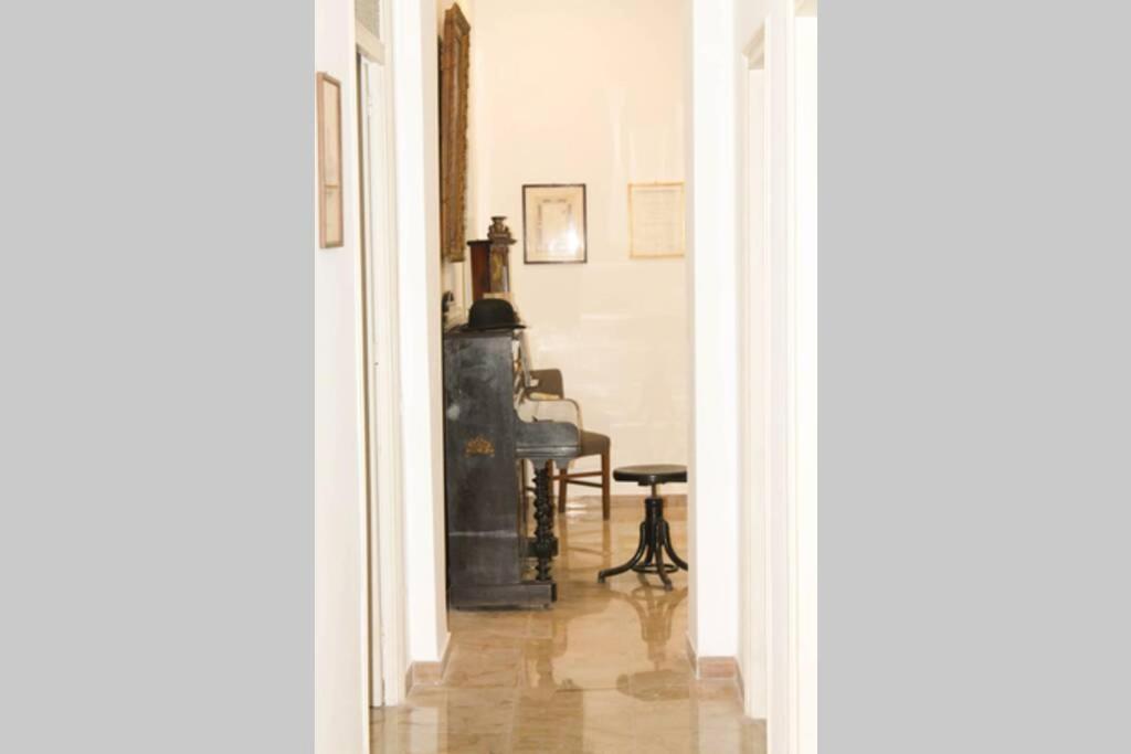A Casa Di Enza B&B Palermo Exterior foto